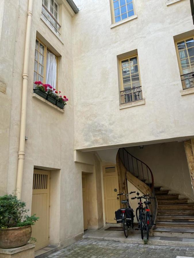 Charming Studio Michel Lecomte Paris 75003 Appartamento Esterno foto